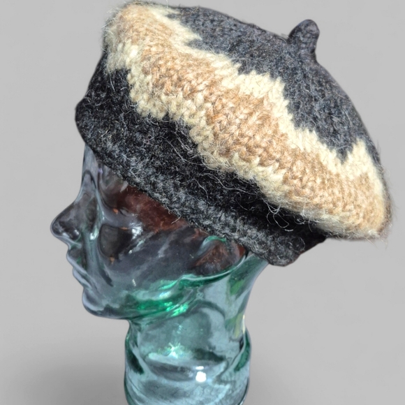 NWOT Handmade Wool Beret Hat, Winter Warm Hat in brown, beige, and grey color - Picture 5 of 10